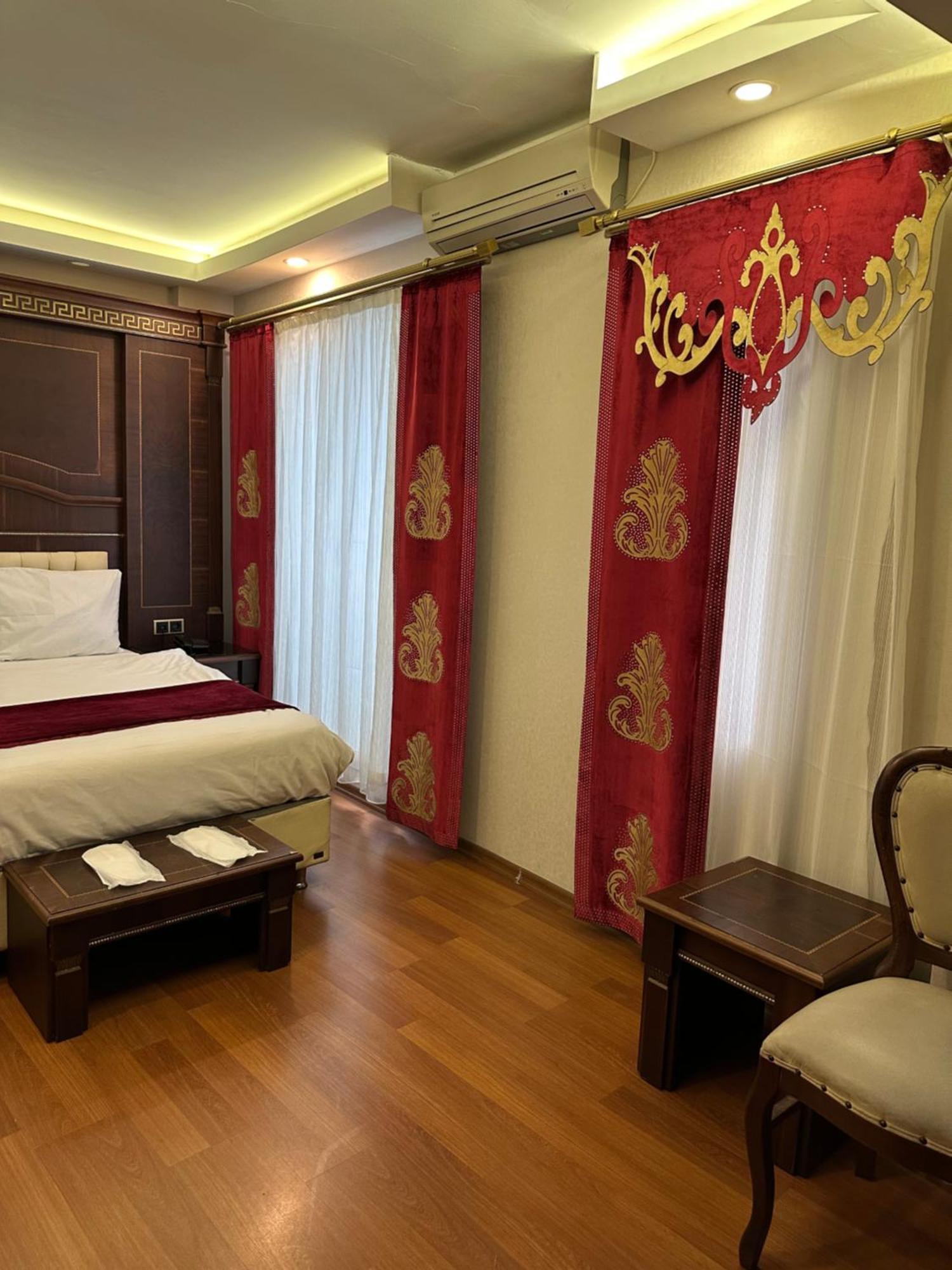 Napolyon Hotel Istanbul Exteriör bild